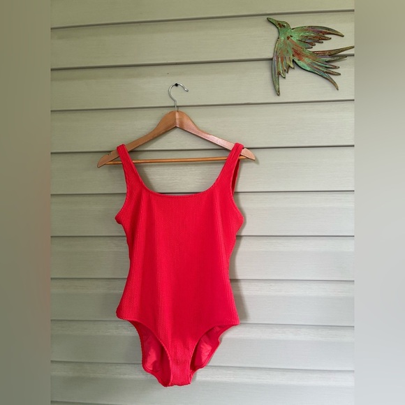 AERIE crinkle scoop one piece swimsuit textured bathing suit resort red EUC sz L - Picture 7 of 14